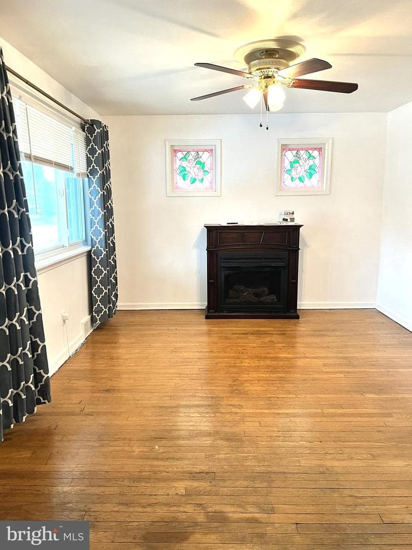 205 Linn Street photo 5