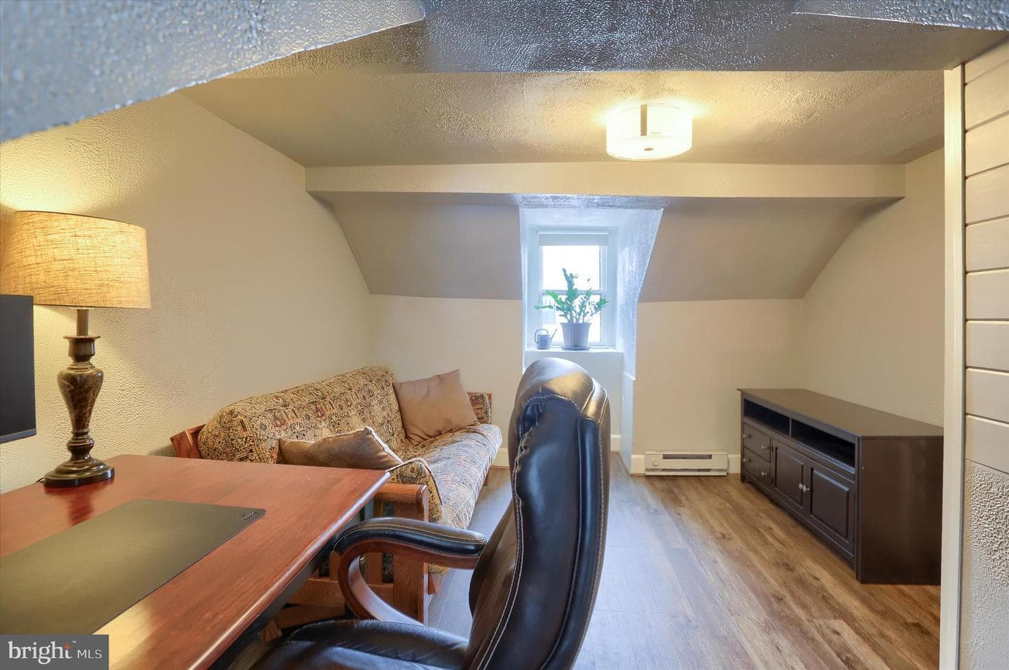 924 Grand Street photo 16