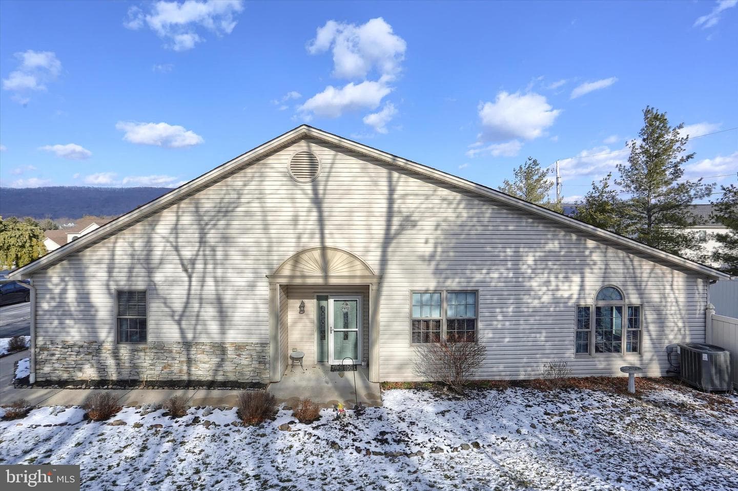 2163 Bordeaux Court photo 2