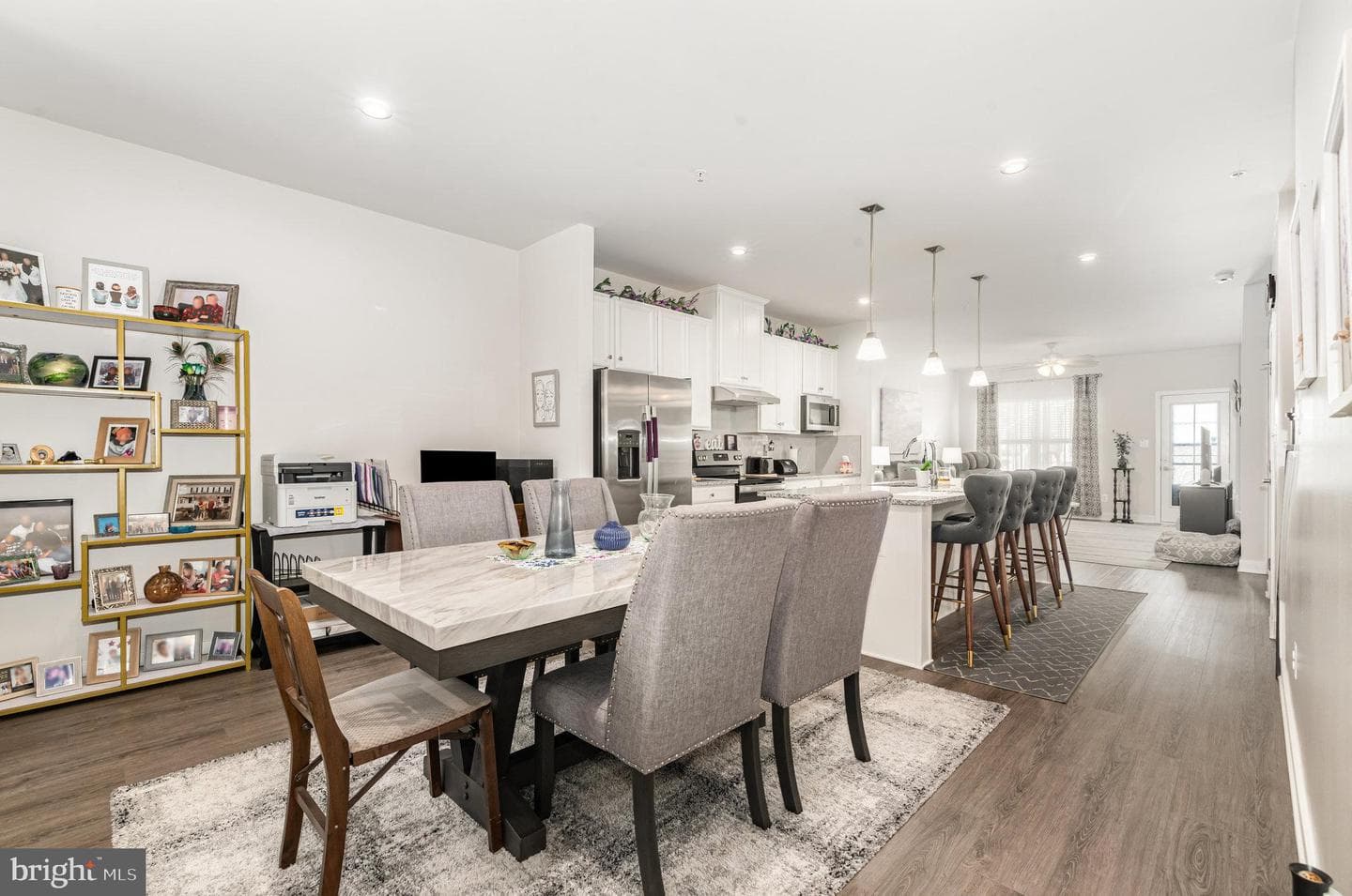 2268 Caroline Lane photo 6