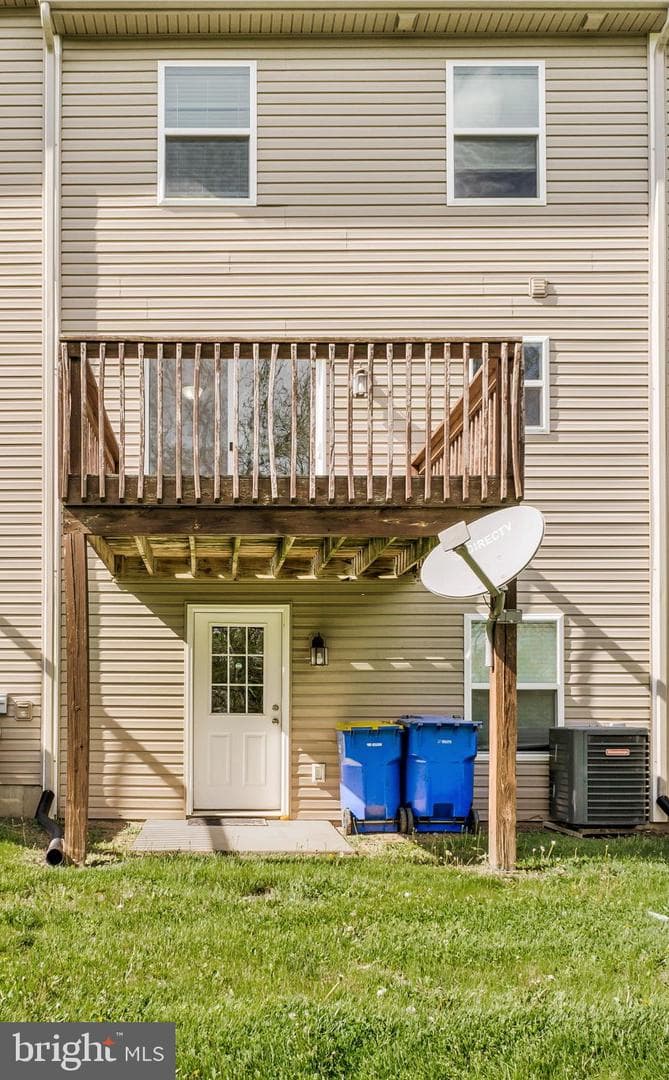 869 Gregs Drive photo 6