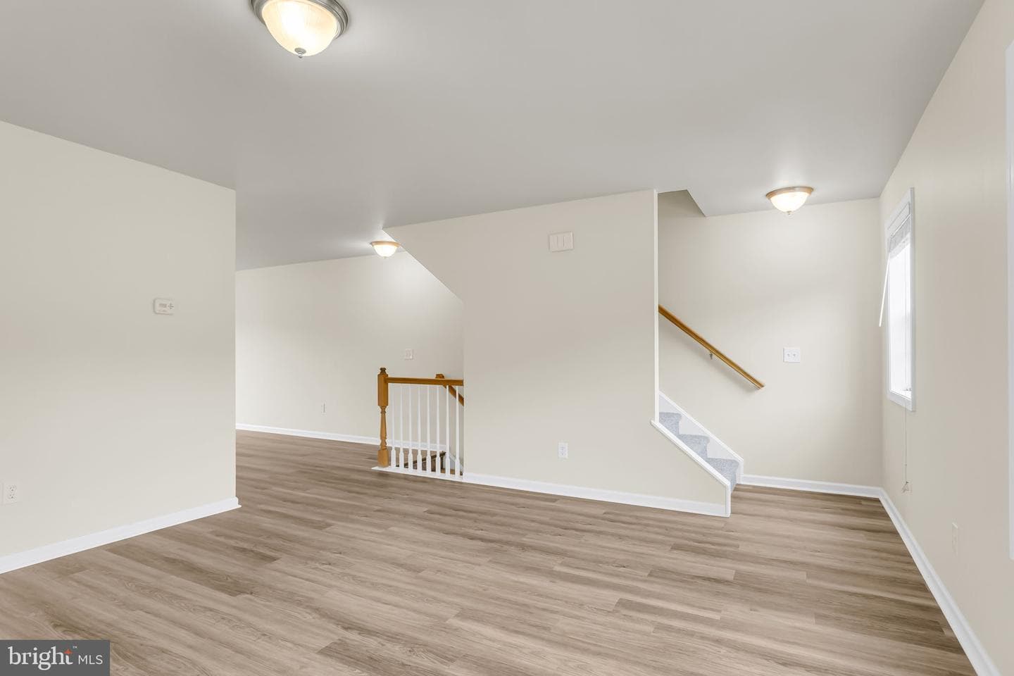 856 Gregs Dr photo 15