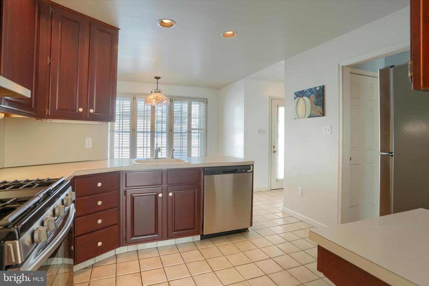 112 Graystone Drive photo 17