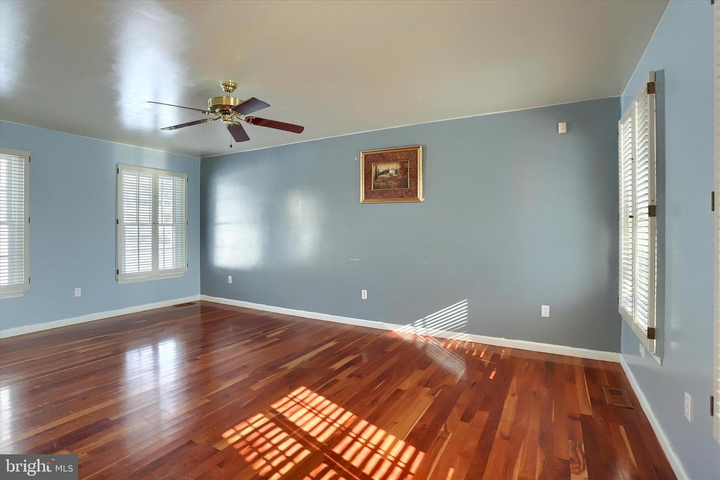 112 Graystone Drive photo 8