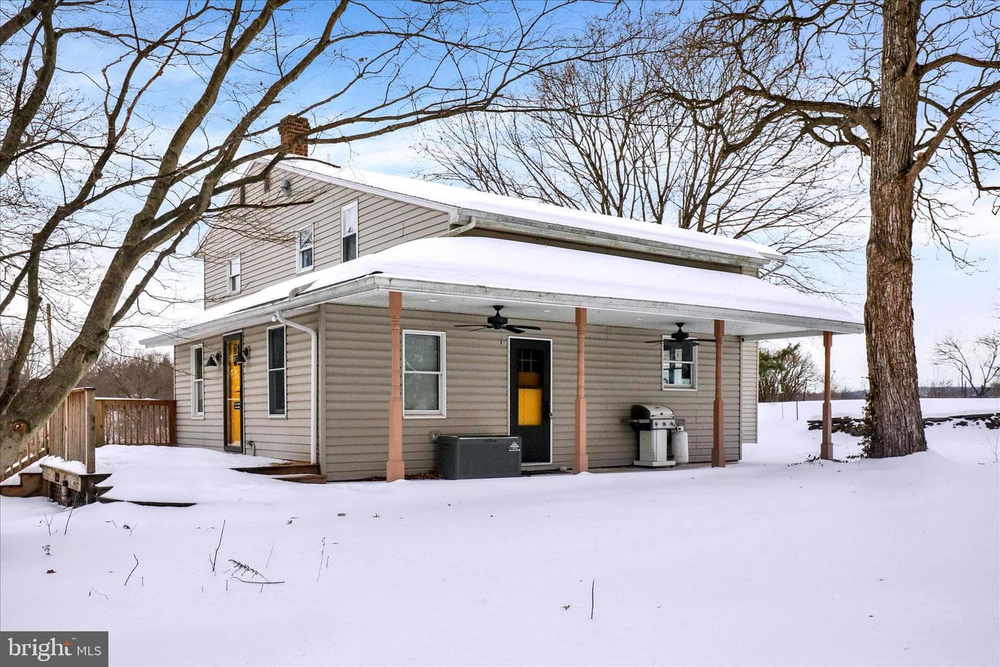 1239 S Meadow Lane photo 3