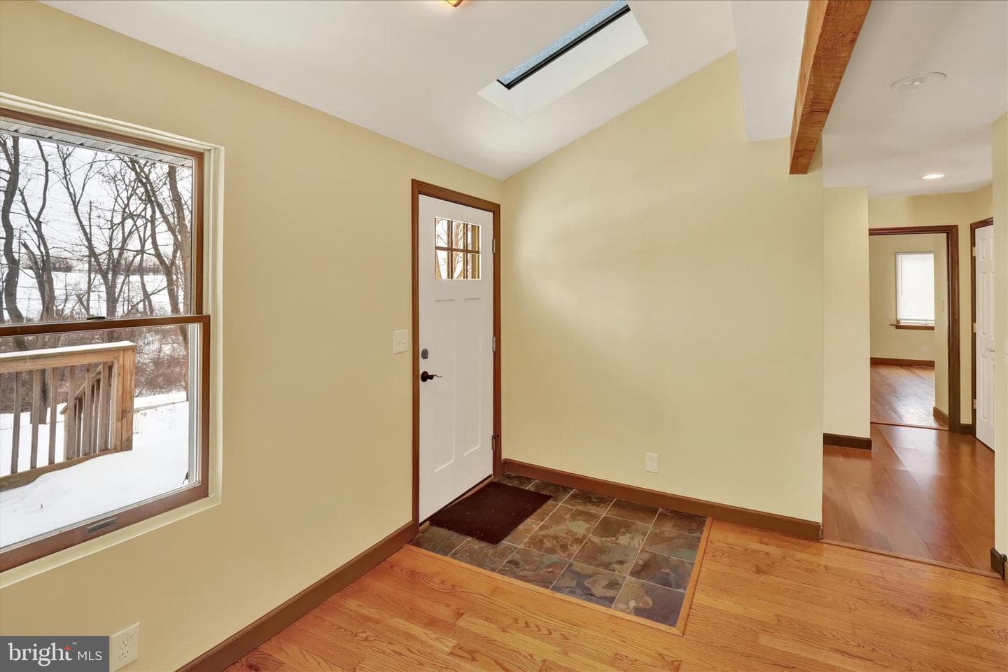 1239 S Meadow Lane photo 9