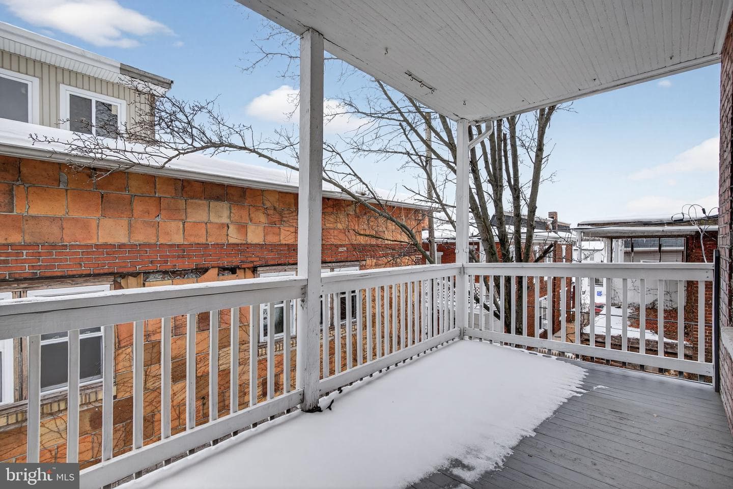 409 Emerald Street photo 23
