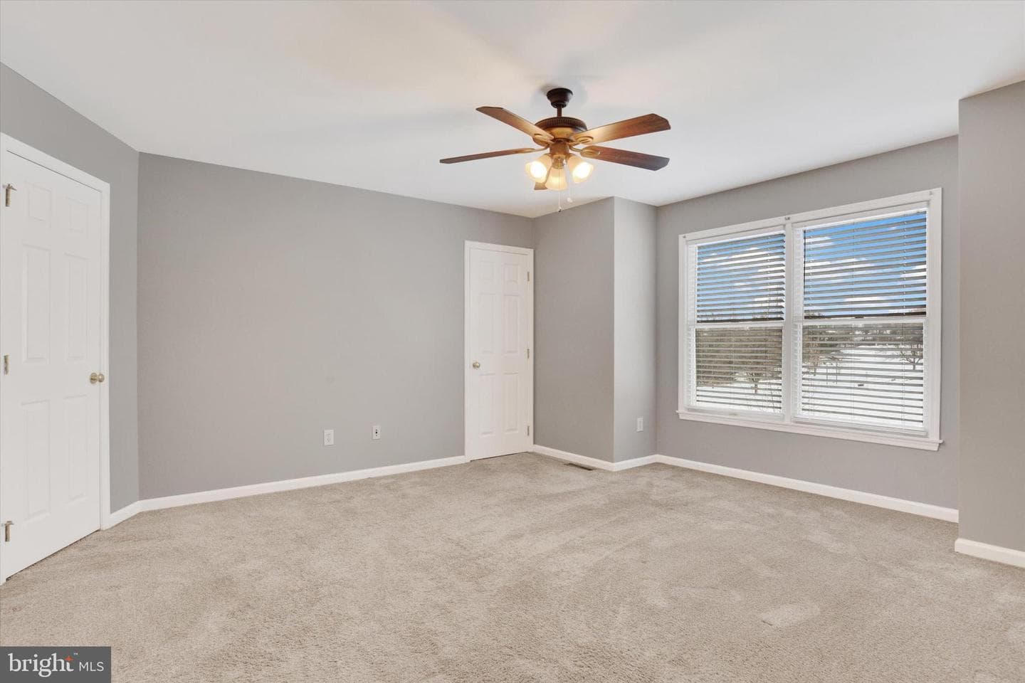 1041 Memory Lane photo 14
