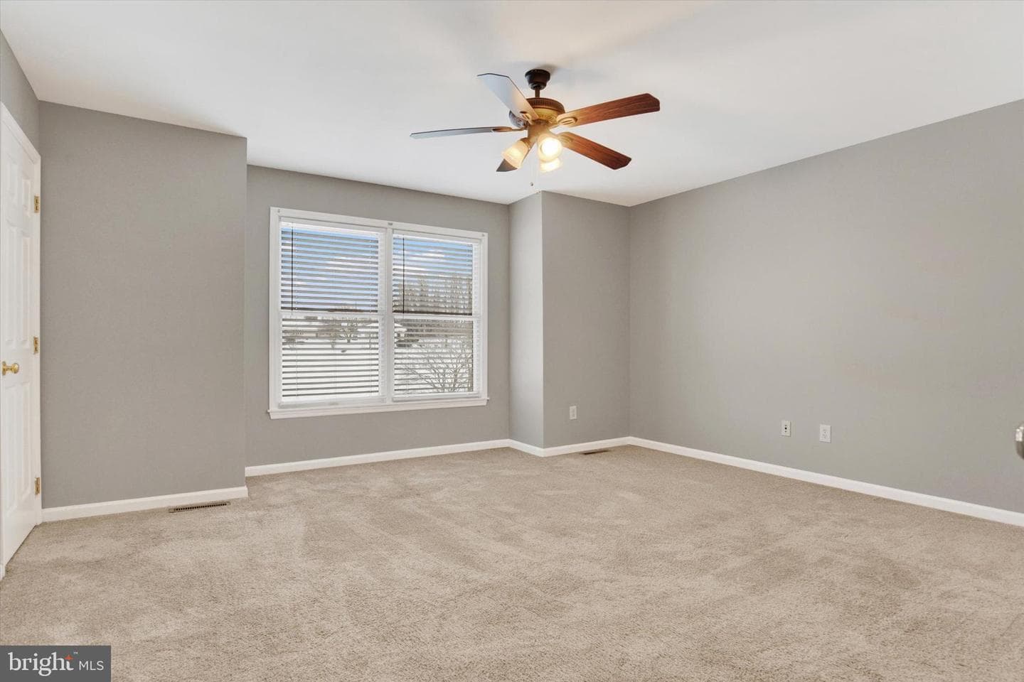 1041 Memory Lane photo 15