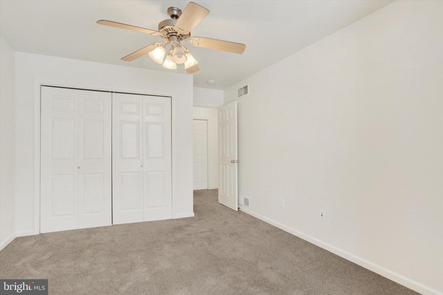 1041 Memory Lane photo 21