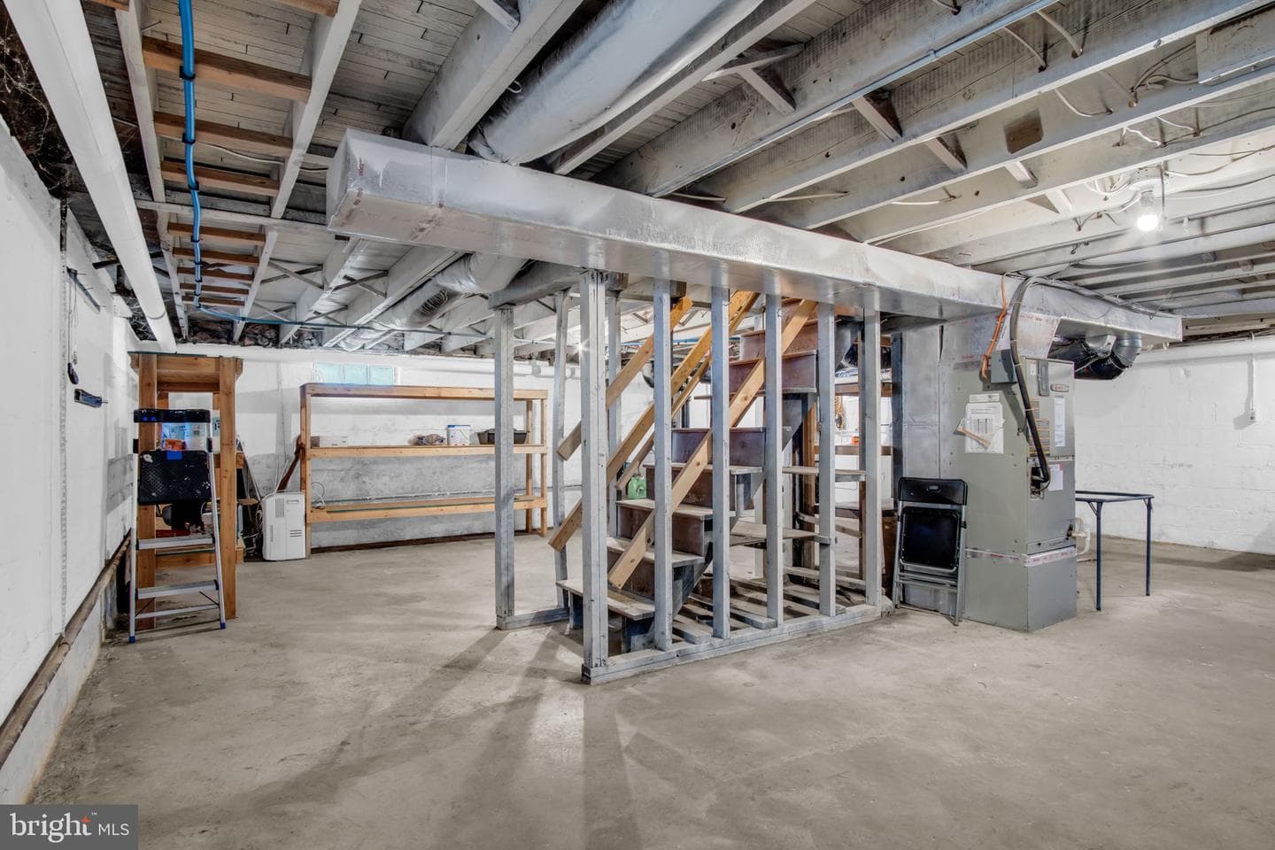 201 Fox Street photo 23