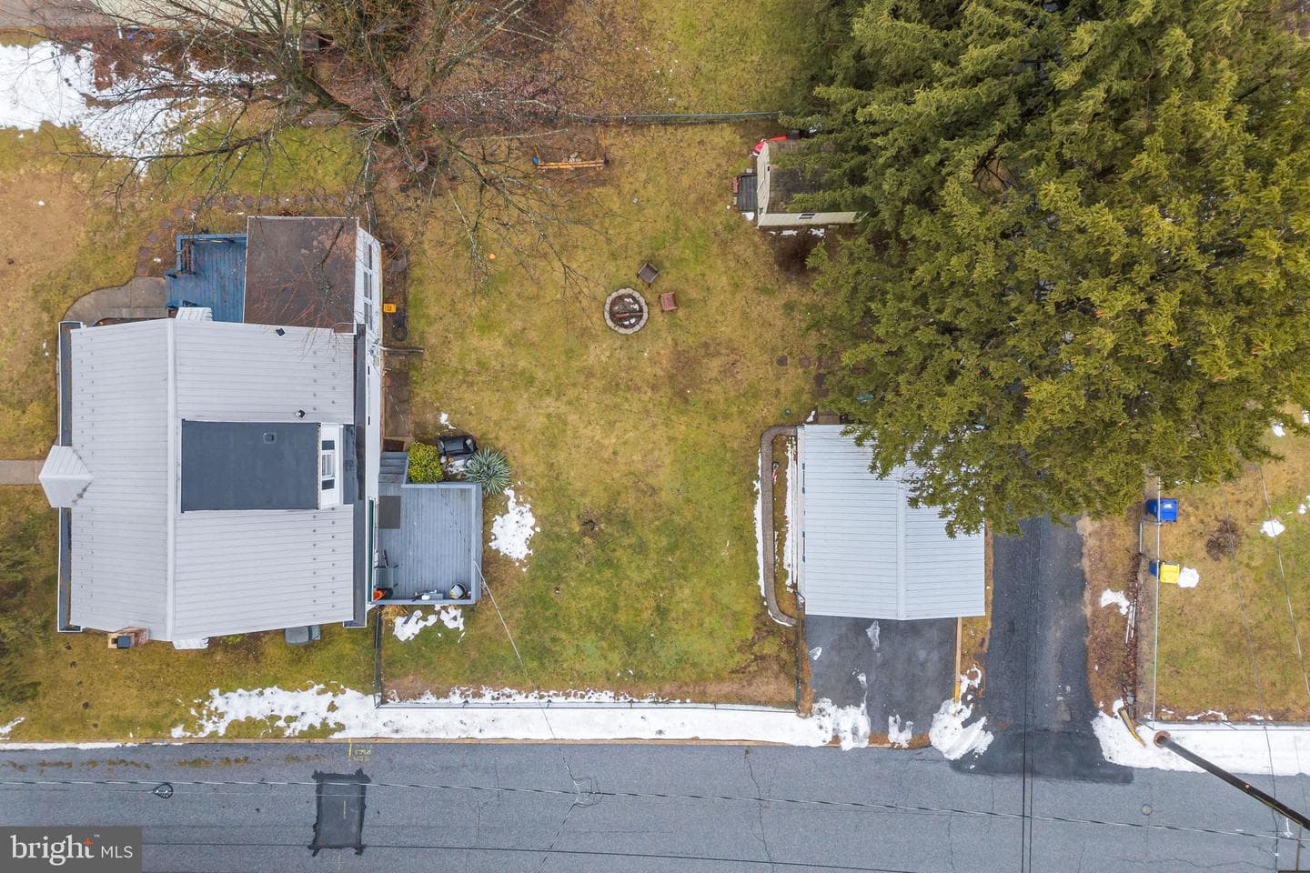 201 Fox Street photo 32