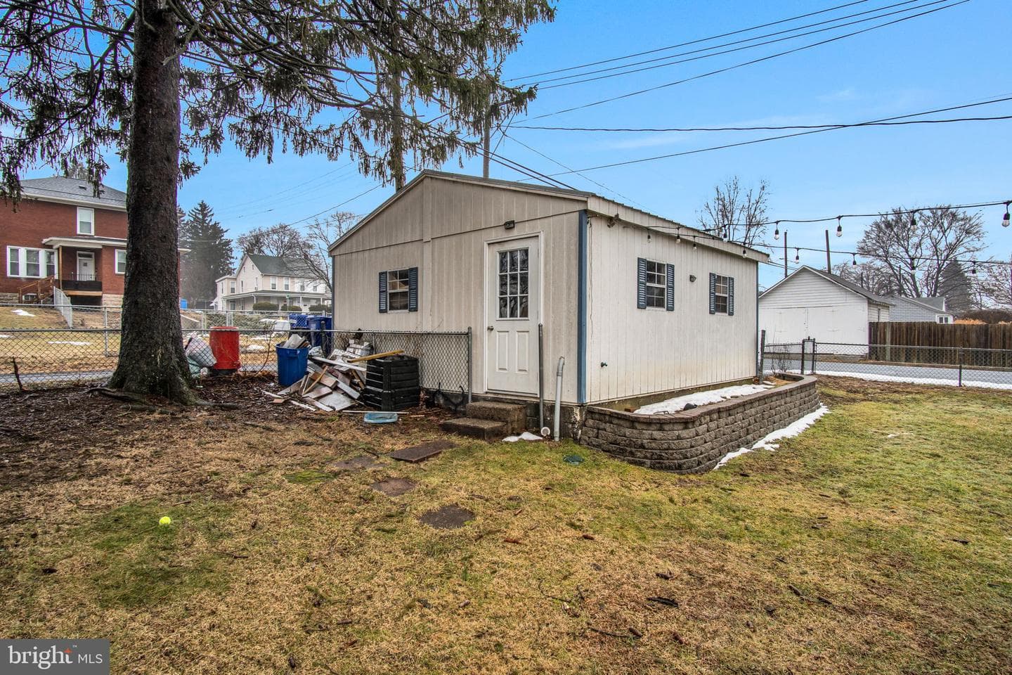 201 Fox Street photo 35