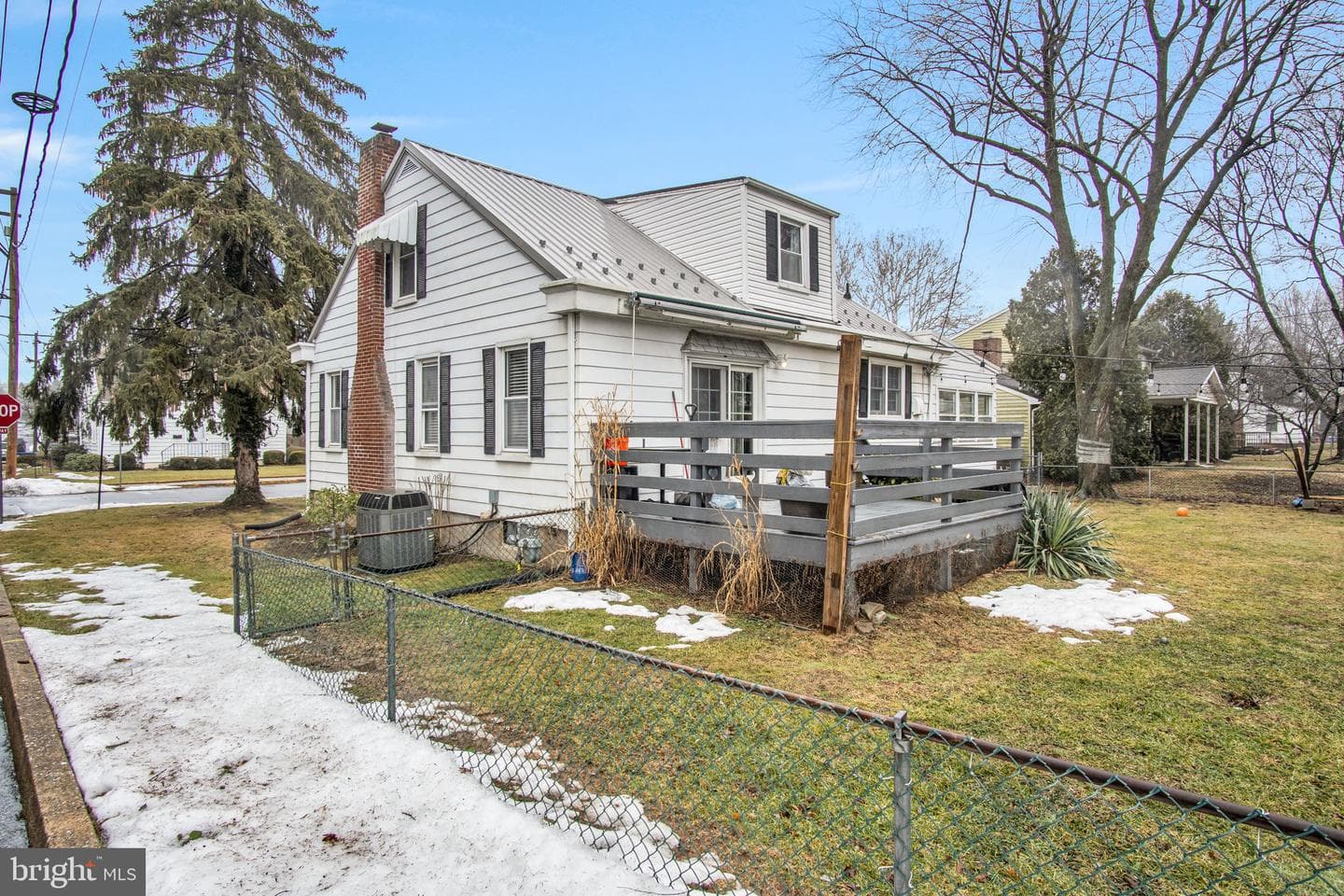 201 Fox Street photo 45