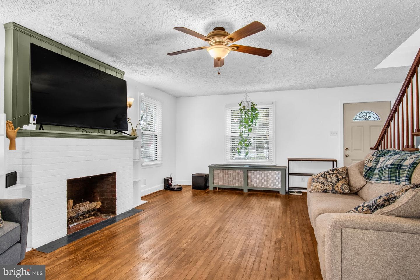 201 Fox Street photo 7