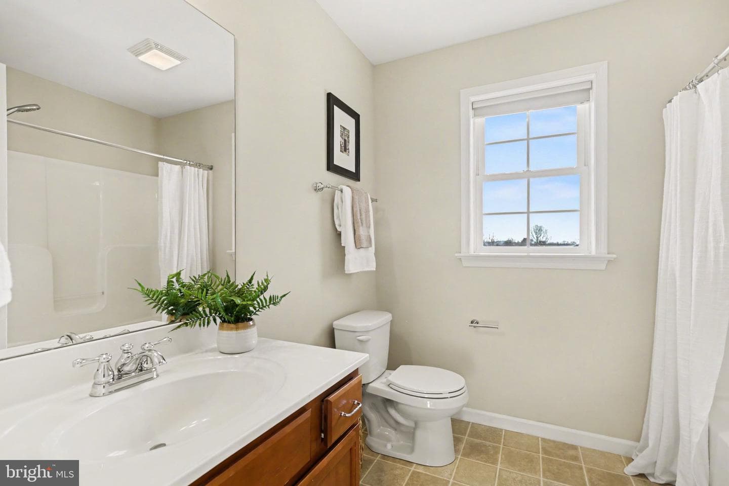 771 Hoffman Drive photo 25