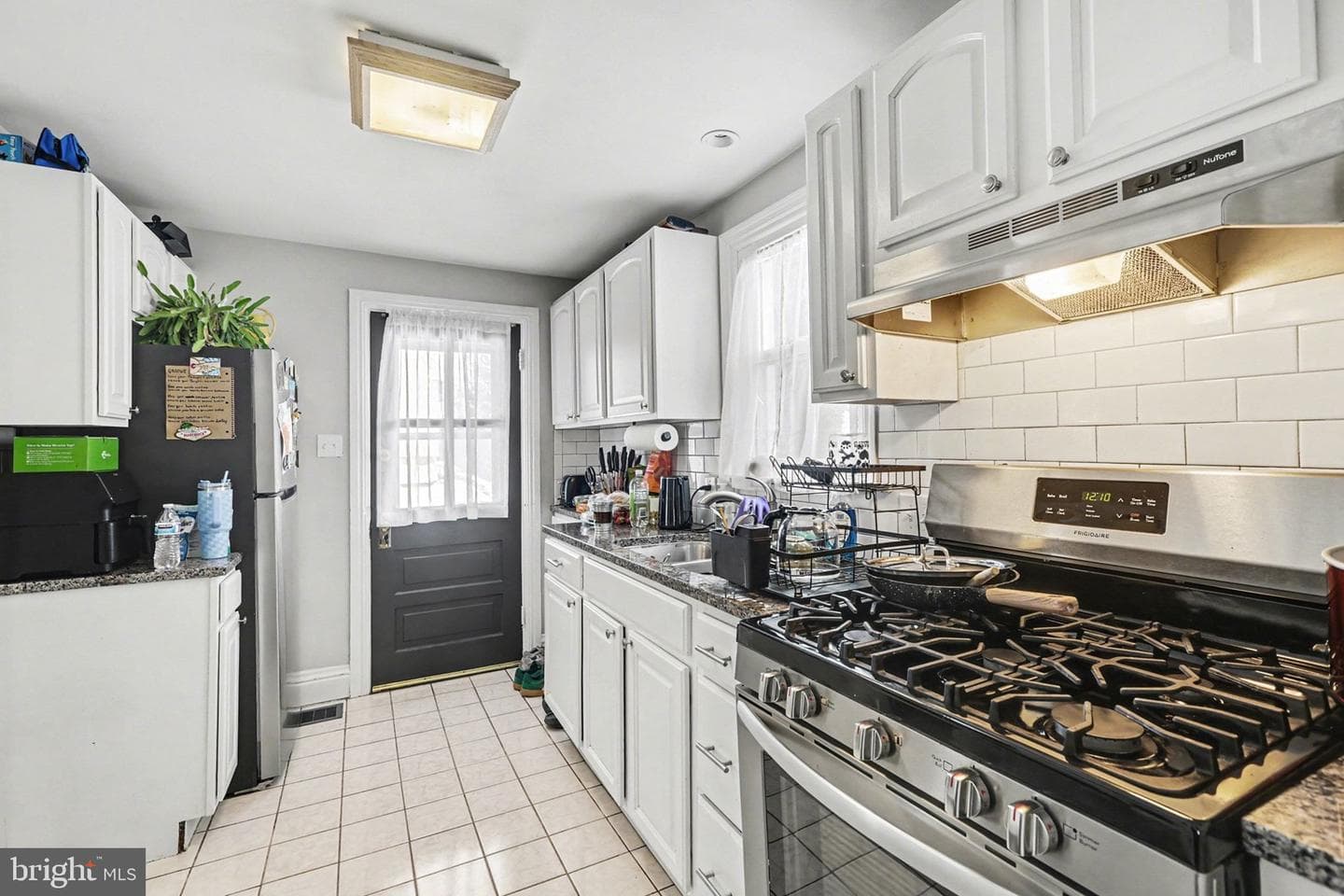 348 E Derry Road photo 11