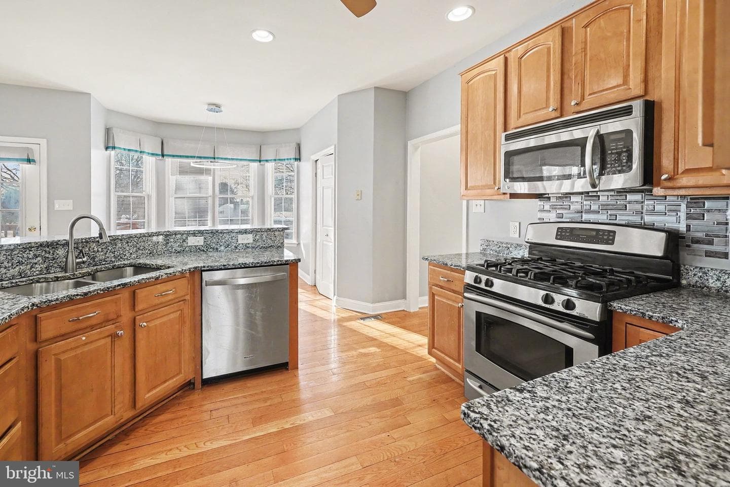 4398 Saint Andrews Way photo 11