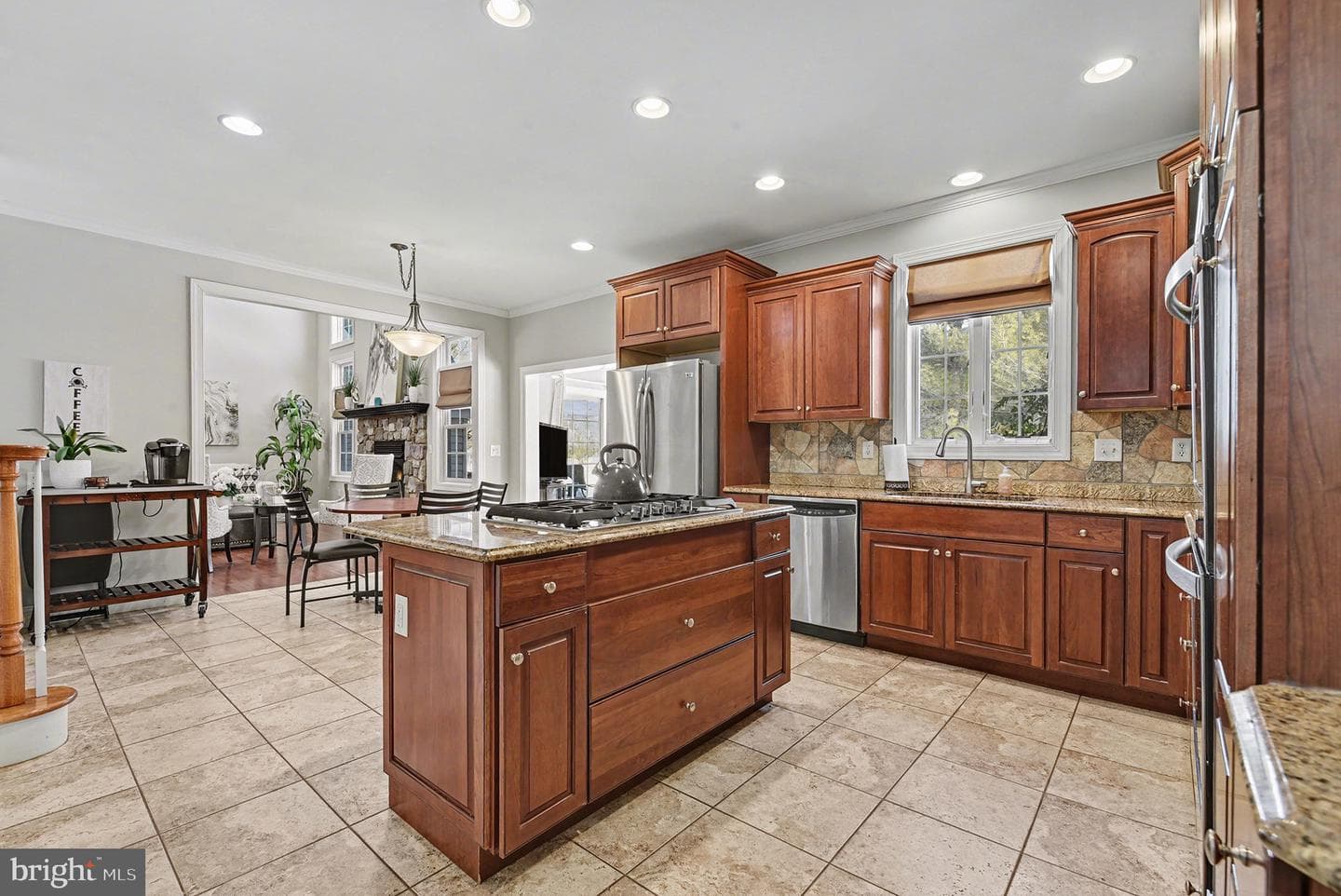 2452 Mercedes Court photo 12