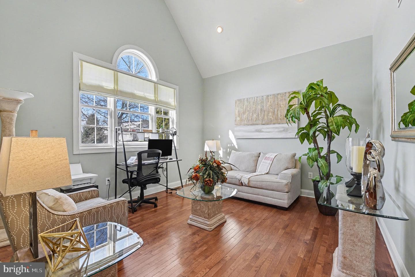 2452 Mercedes Court photo 14