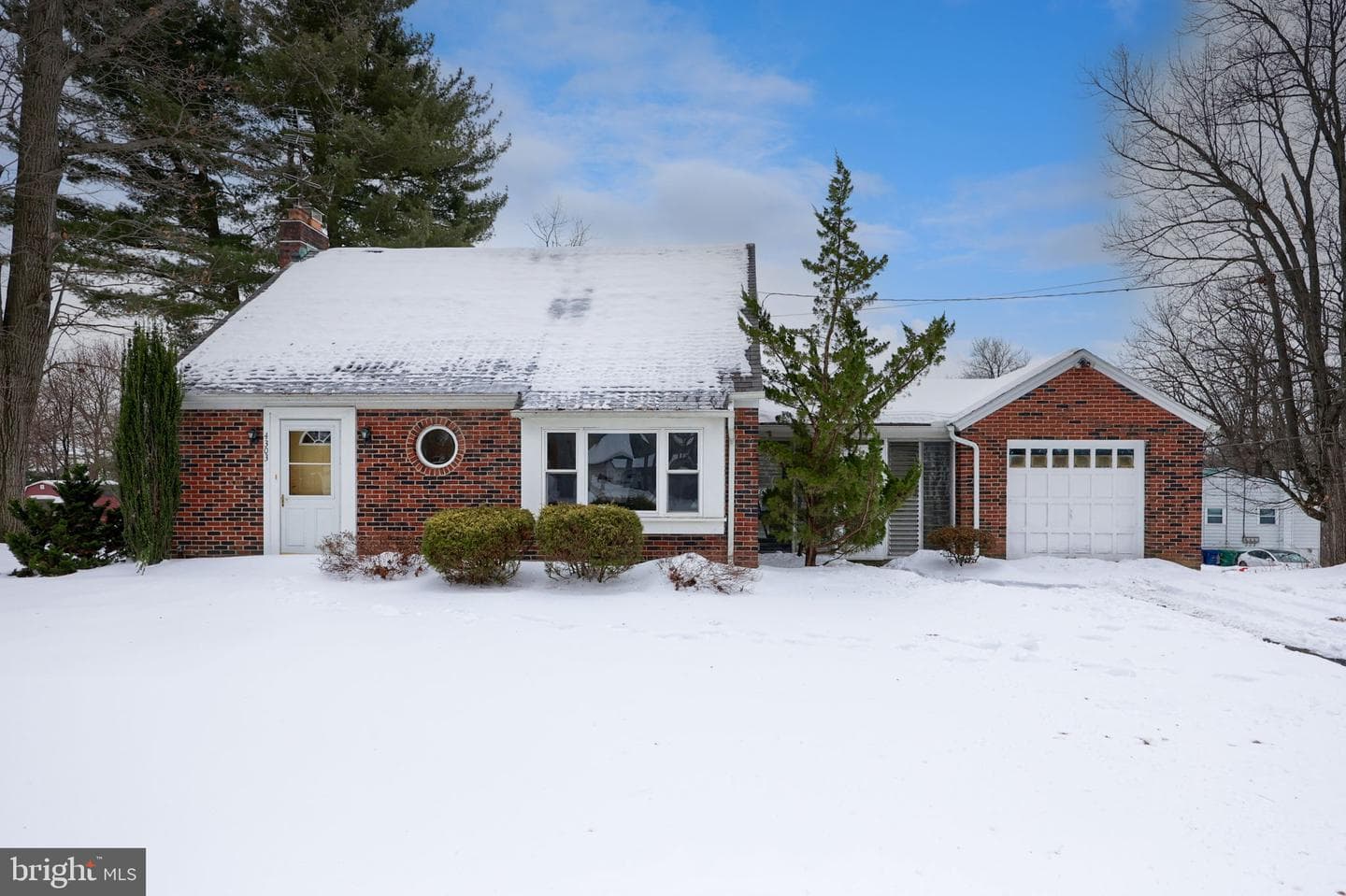 4303 Marblehead Street photo 1