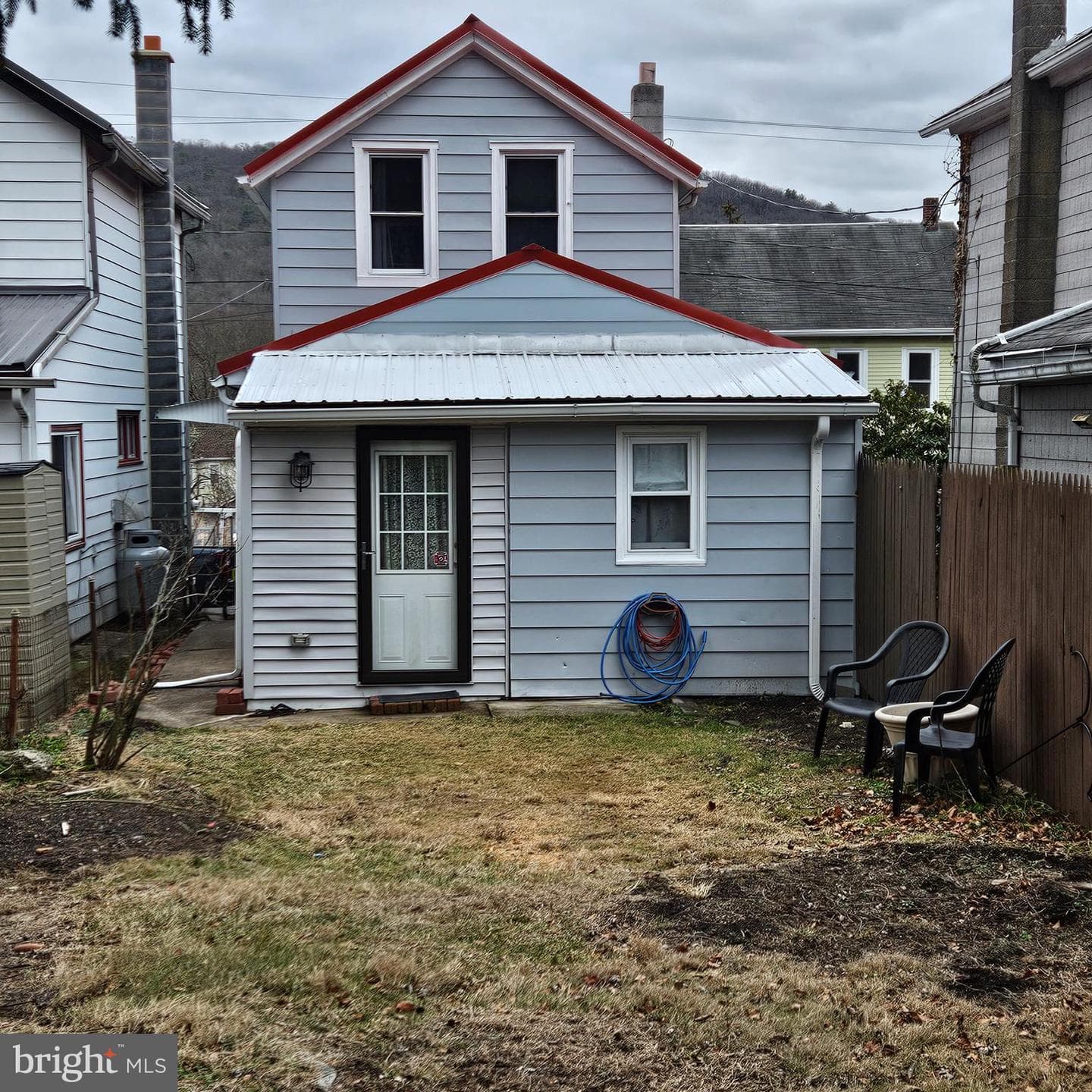 426 Center Street photo 18