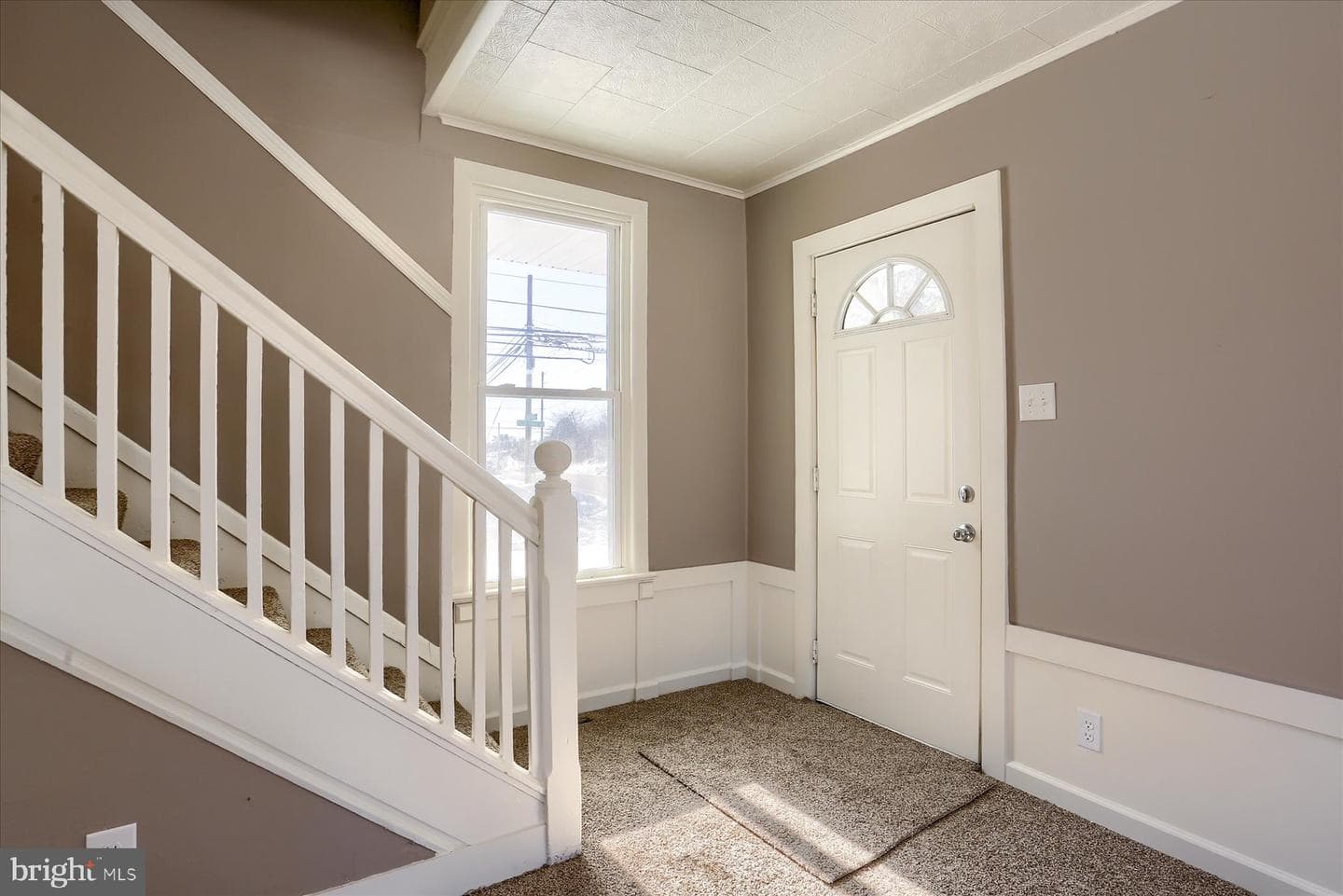 801 N Mountain Road photo 13