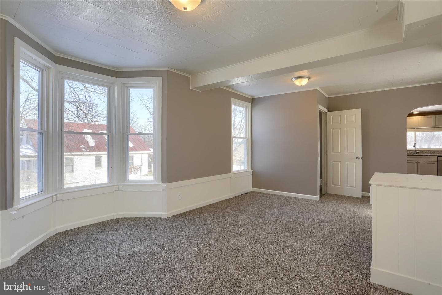 801 N Mountain Road photo 15
