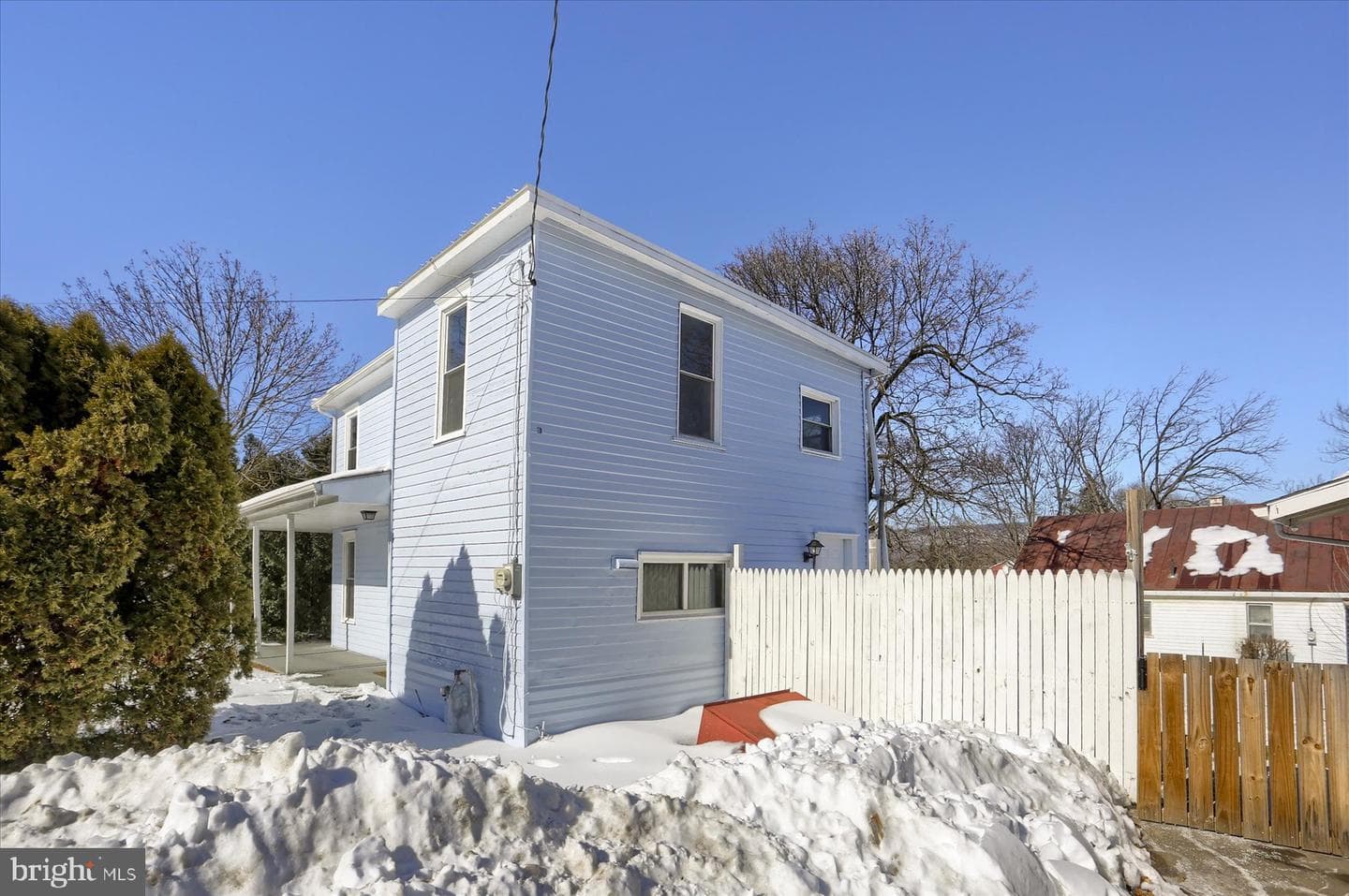 801 N Mountain Road photo 6