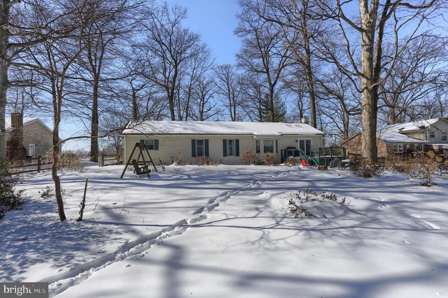 905 Ebenezer Road photo 32