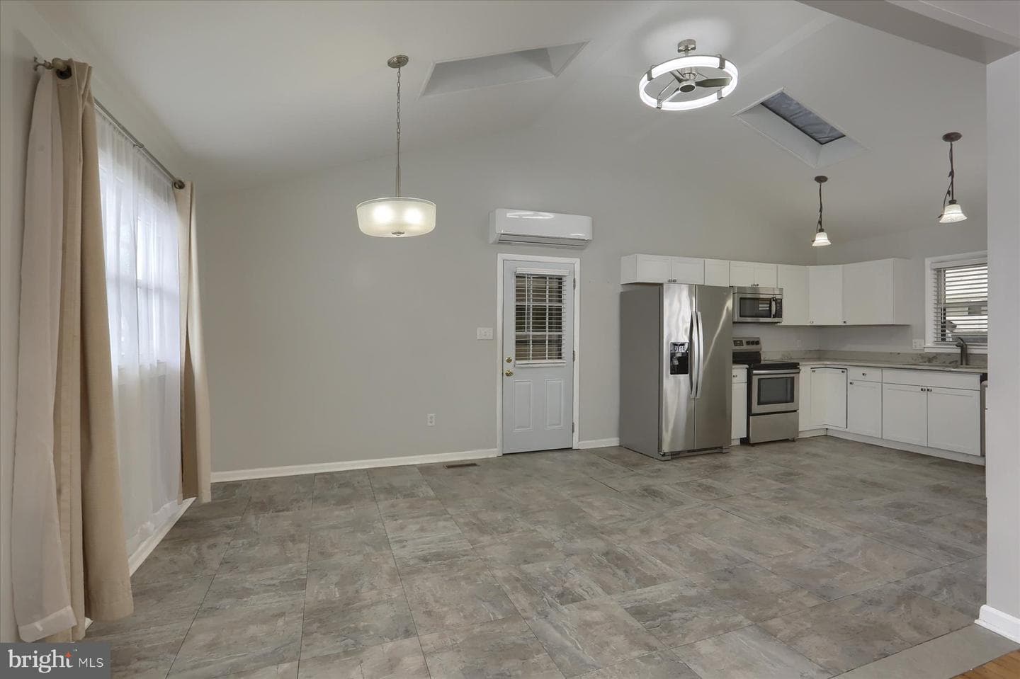 27 Nissley Drive photo 13