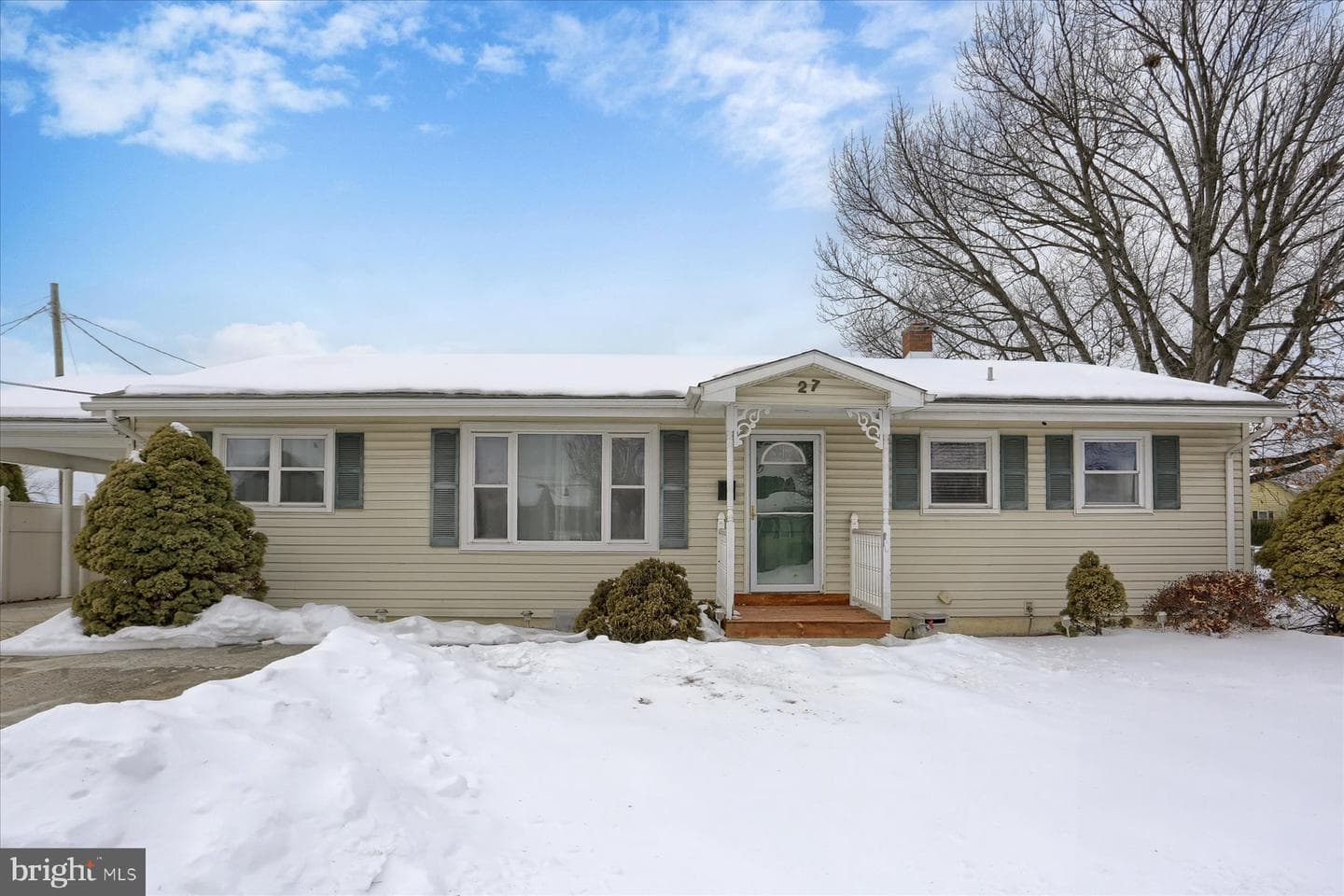 27 Nissley Drive photo 2
