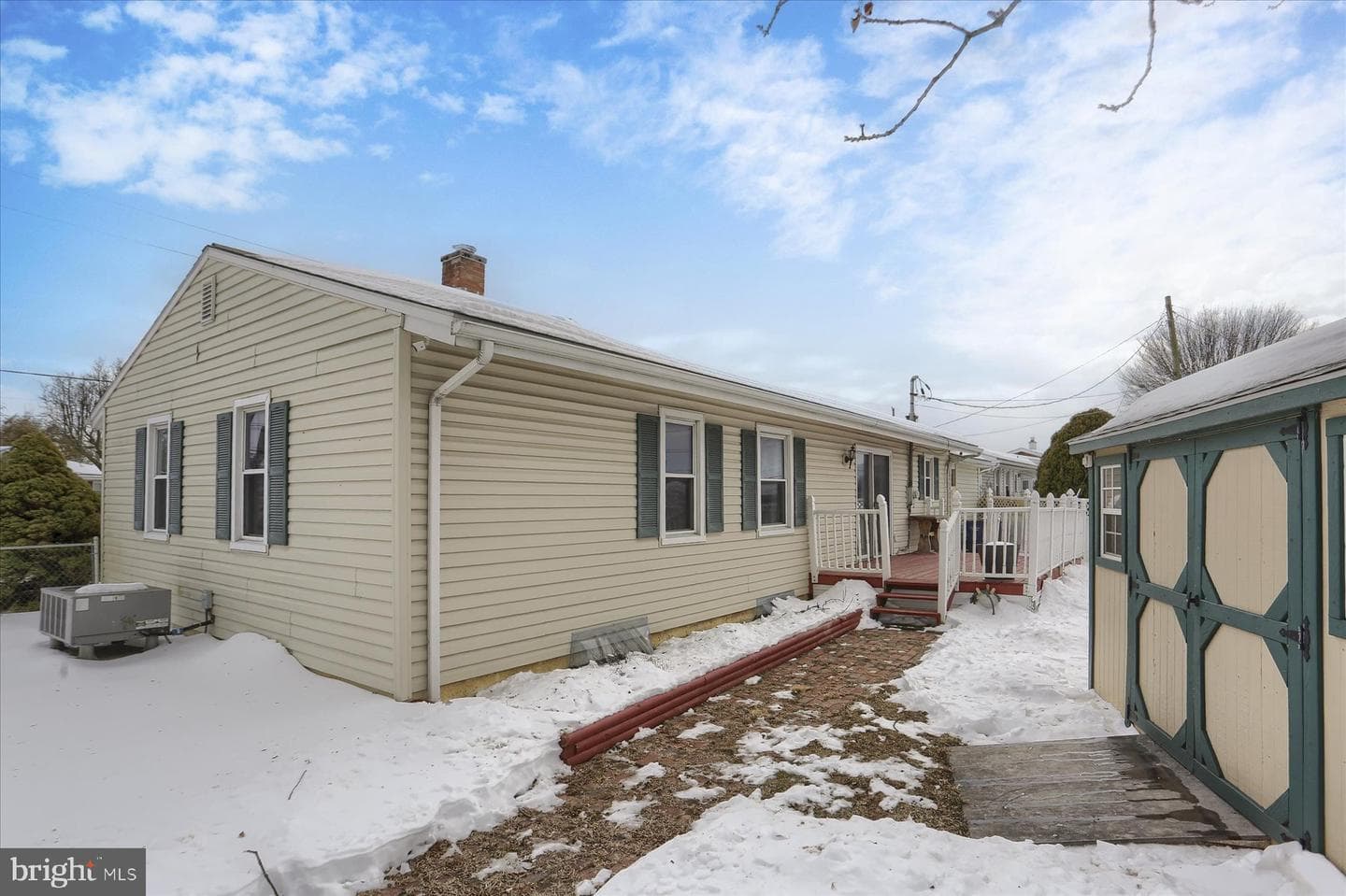 27 Nissley Drive photo 6