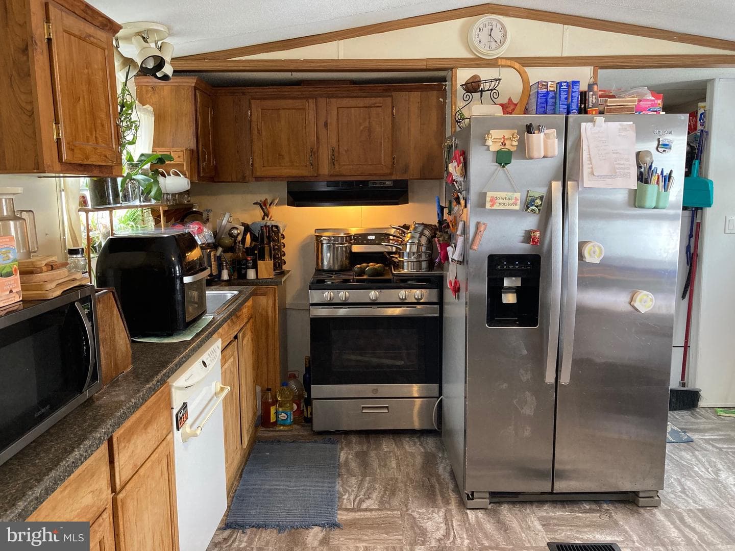 158 Park Drive photo 10