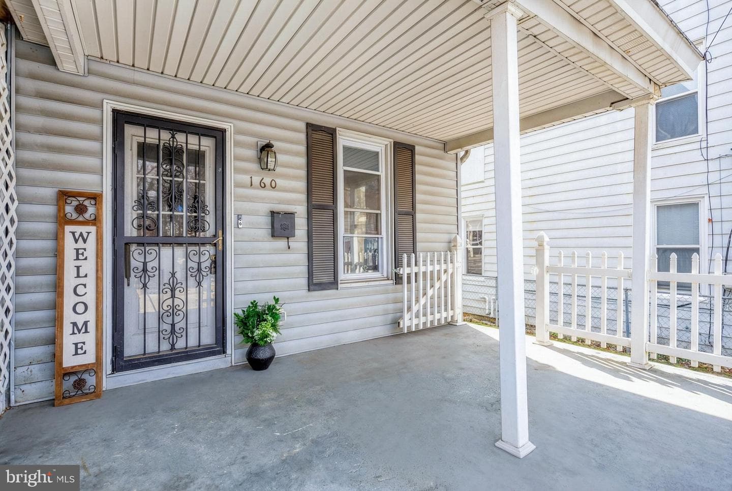 160 Lincoln Street photo 4