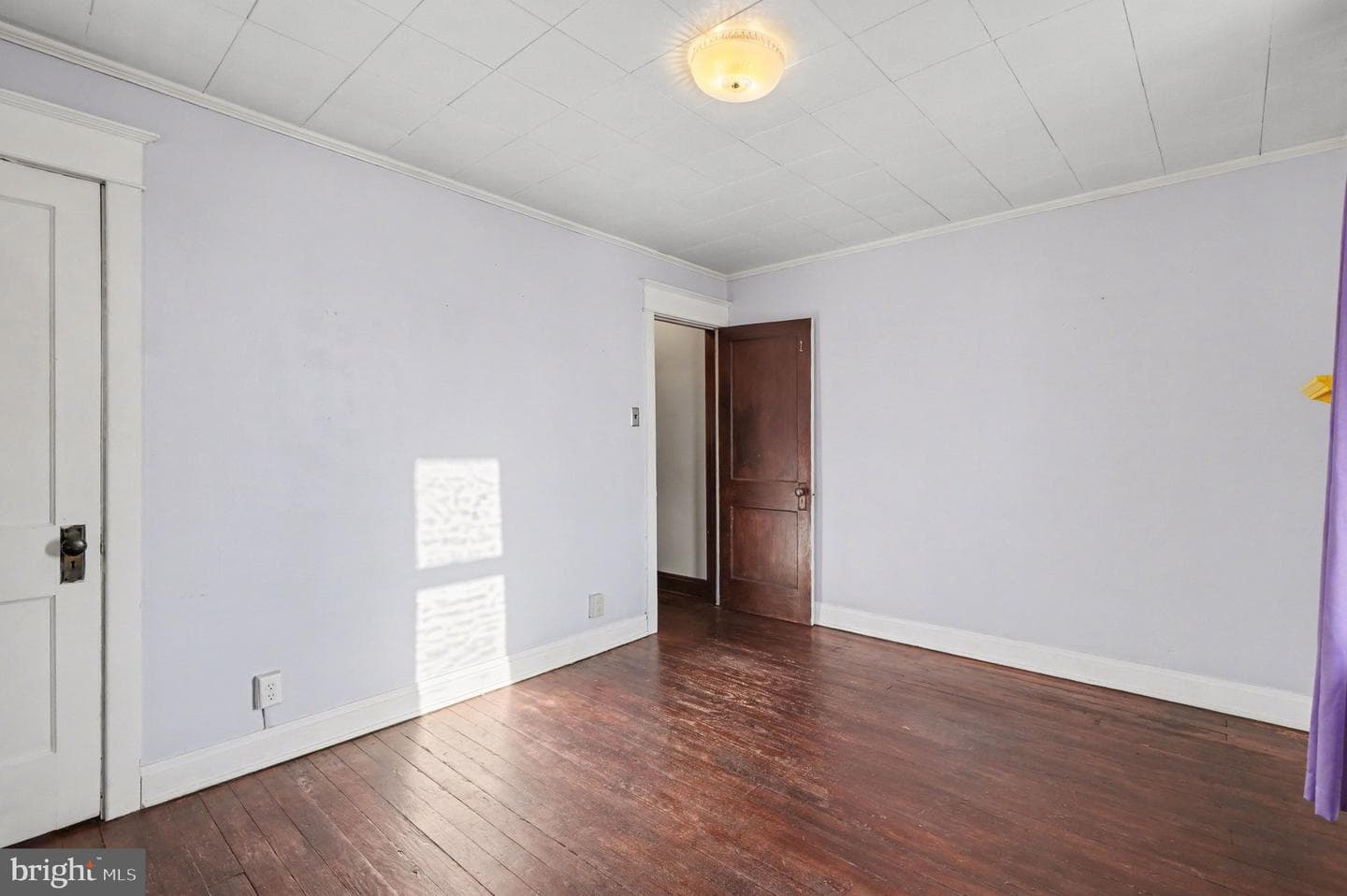 700 Melrose Street photo 18