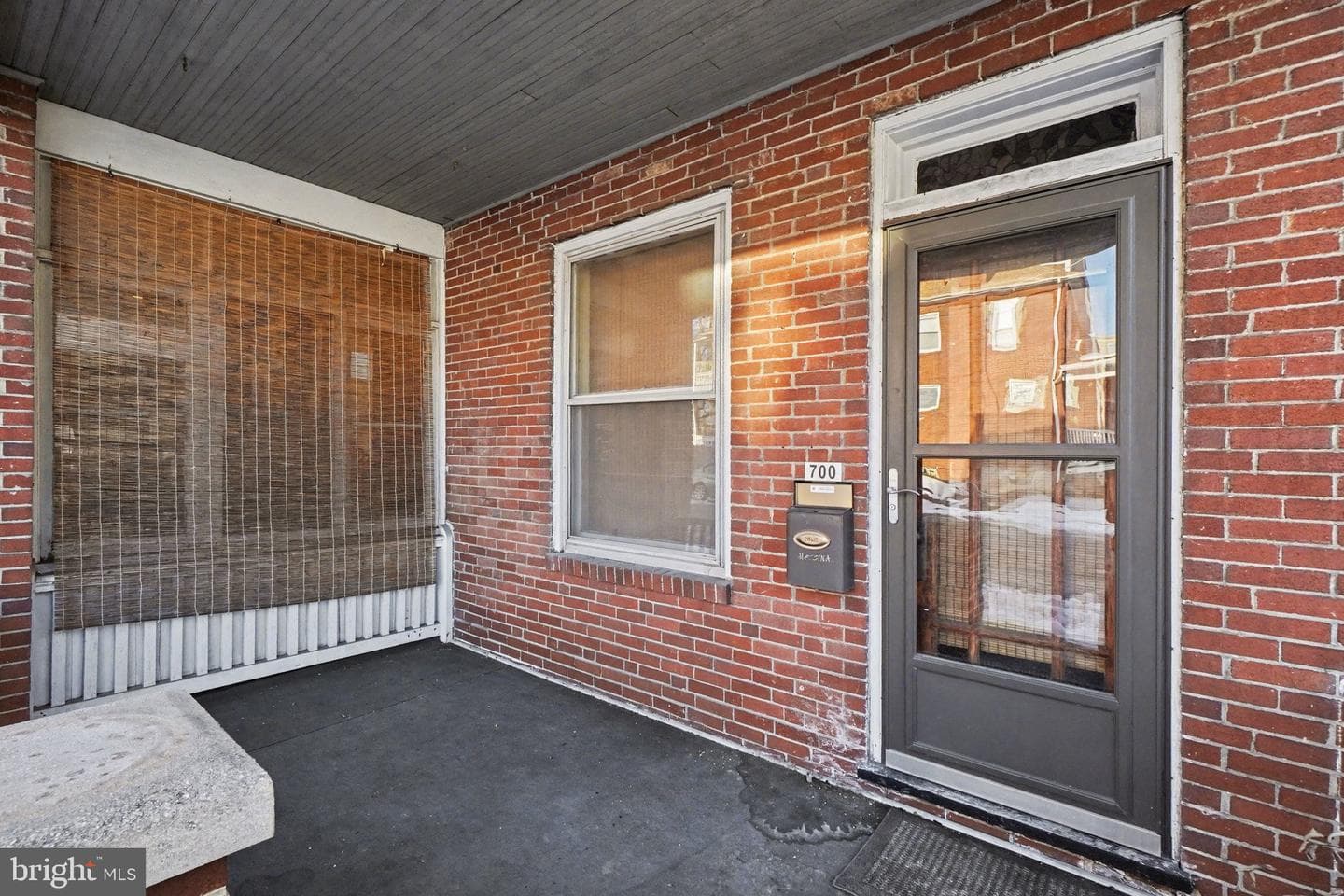 700 Melrose Street photo 25