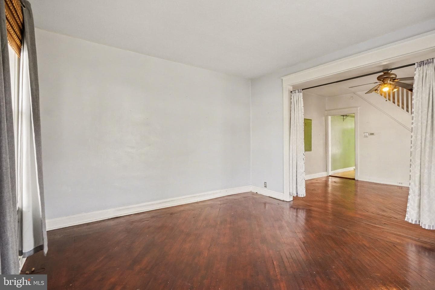 700 Melrose Street photo 4