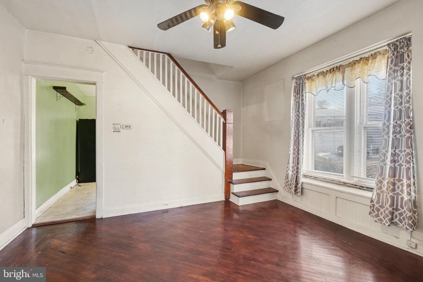 700 Melrose Street photo 5