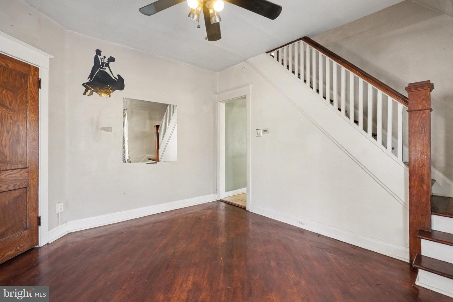 700 Melrose Street photo 6