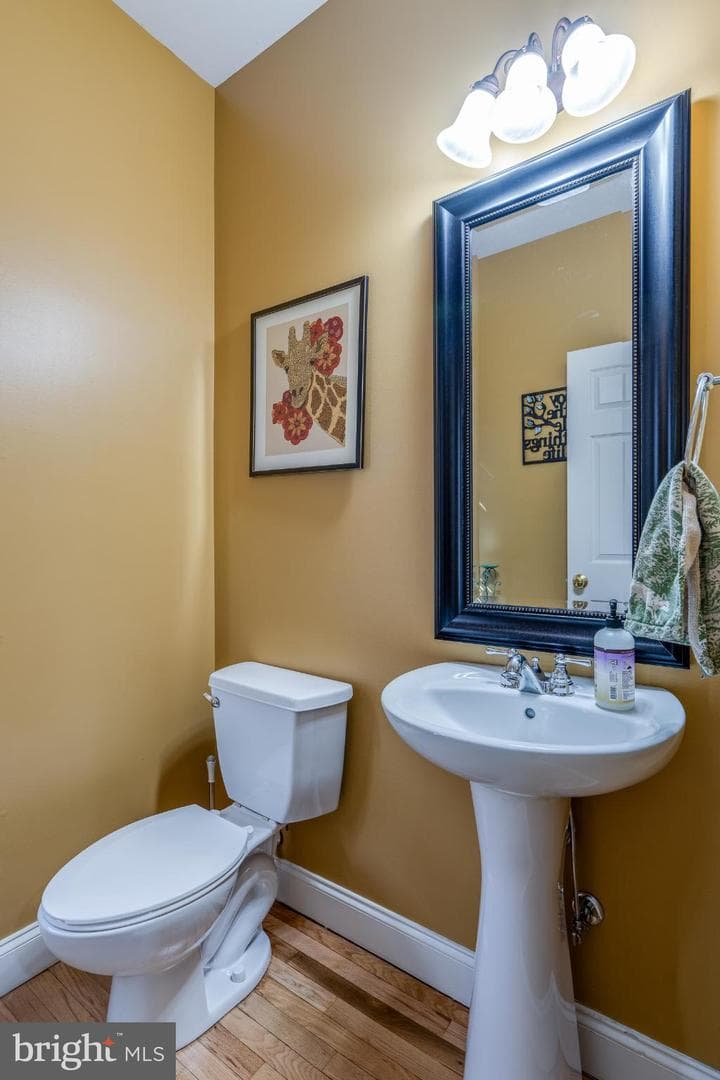2212 Pullman Way photo 12