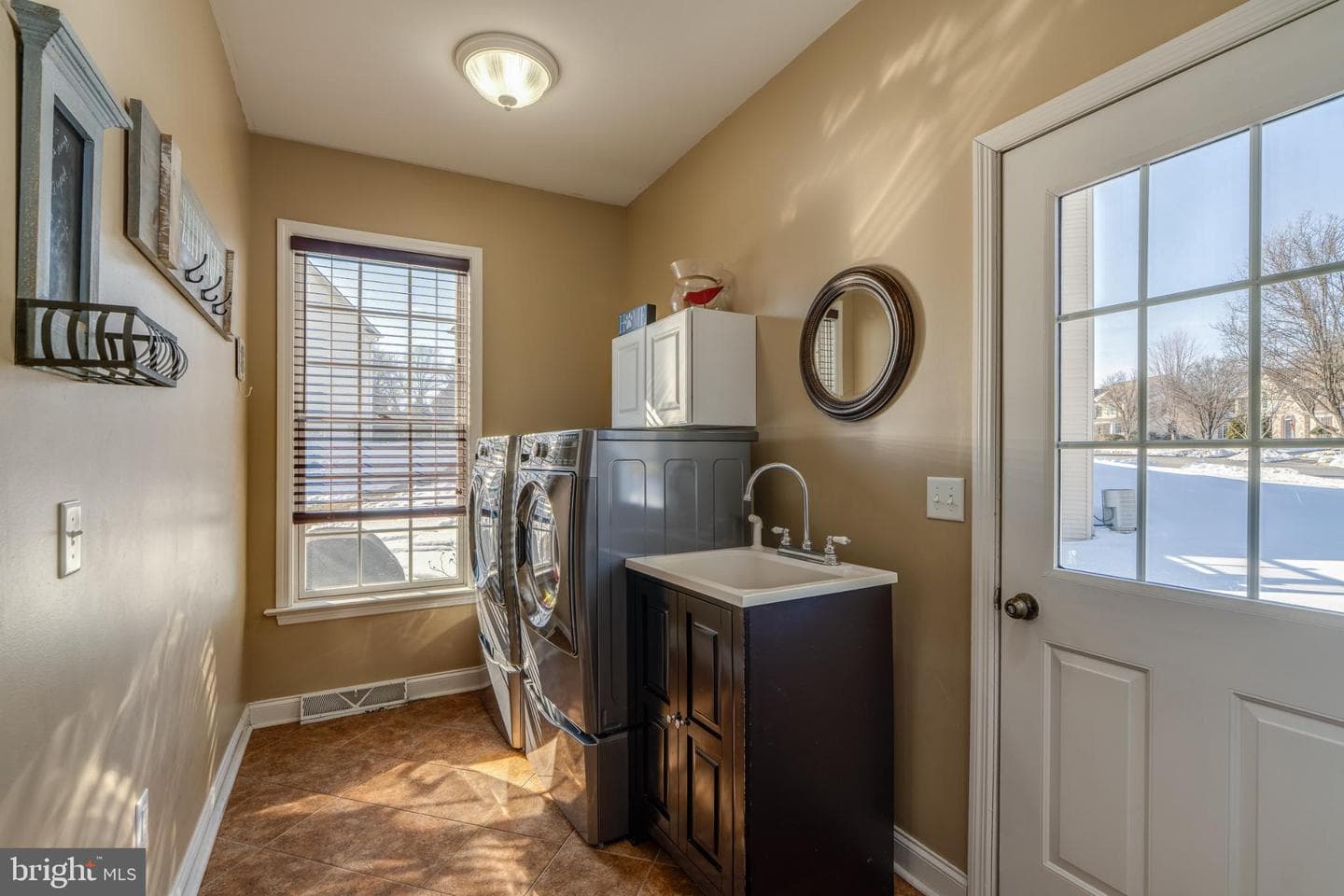2212 Pullman Way photo 13