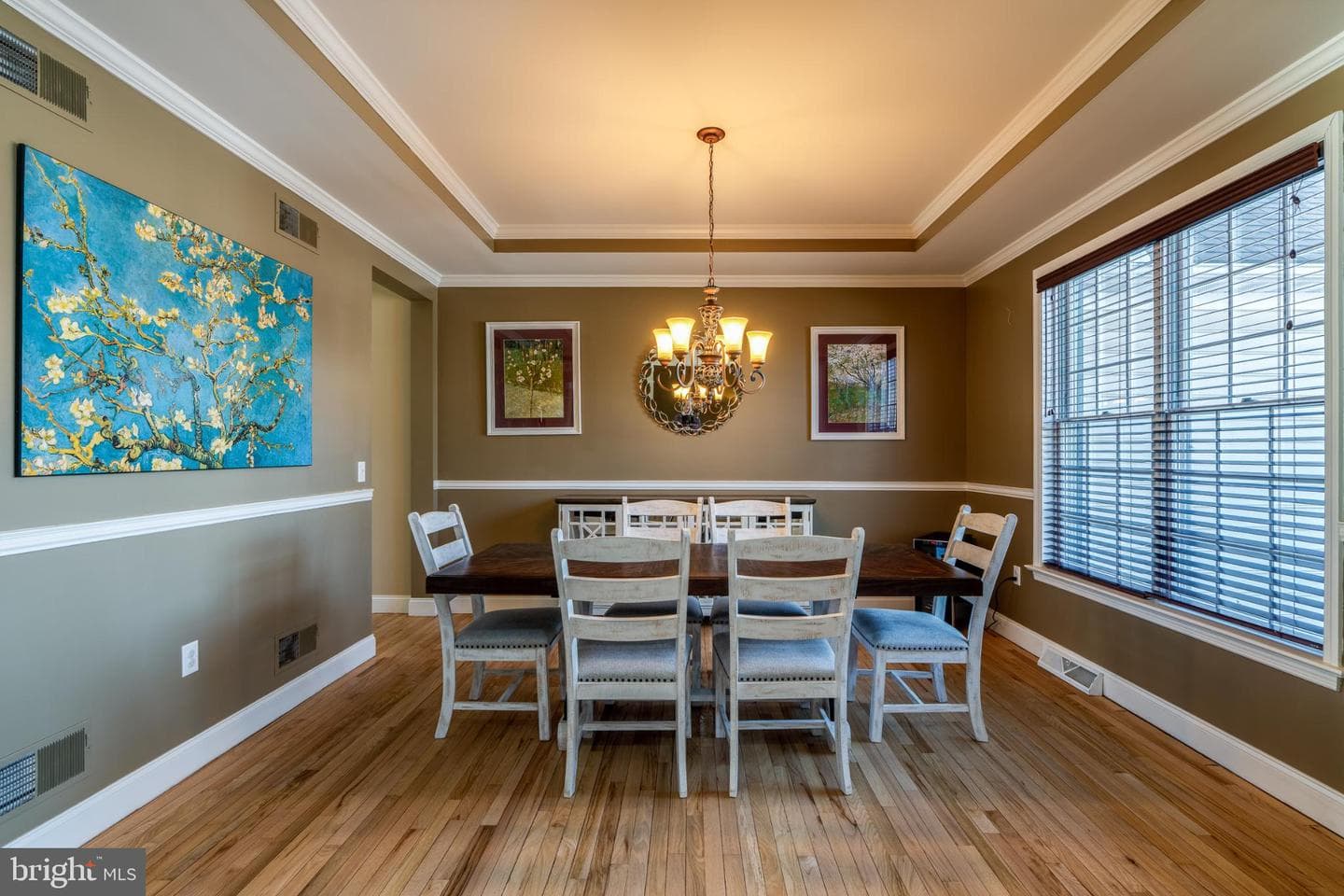 2212 Pullman Way photo 8