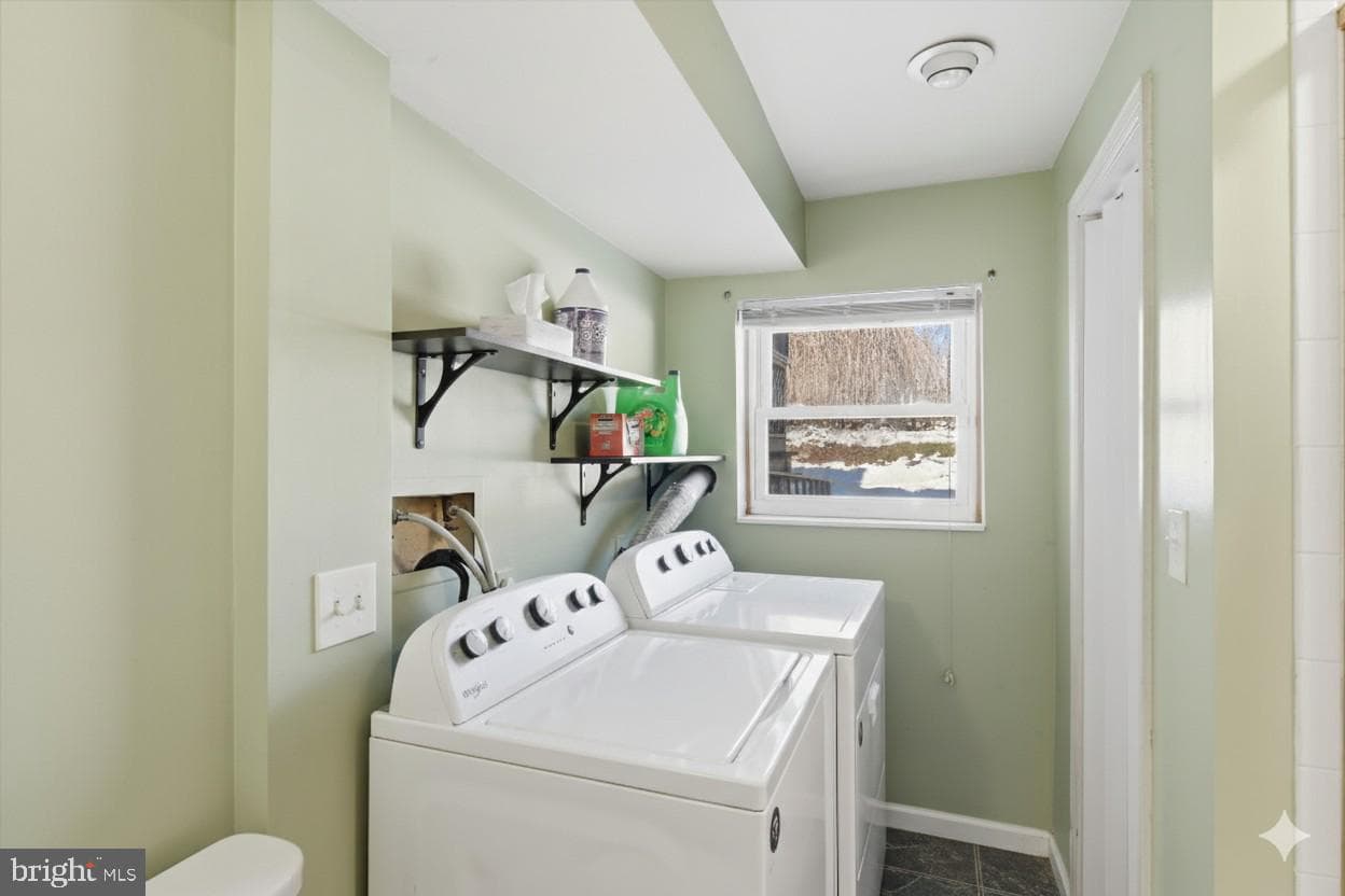 1360 Wandering Way photo 12
