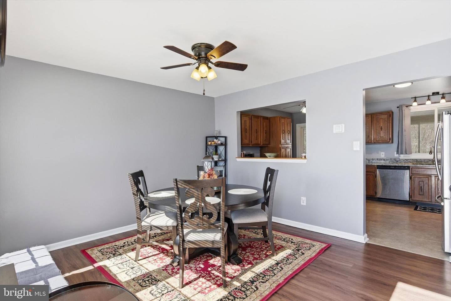 1360 Wandering Way photo 2