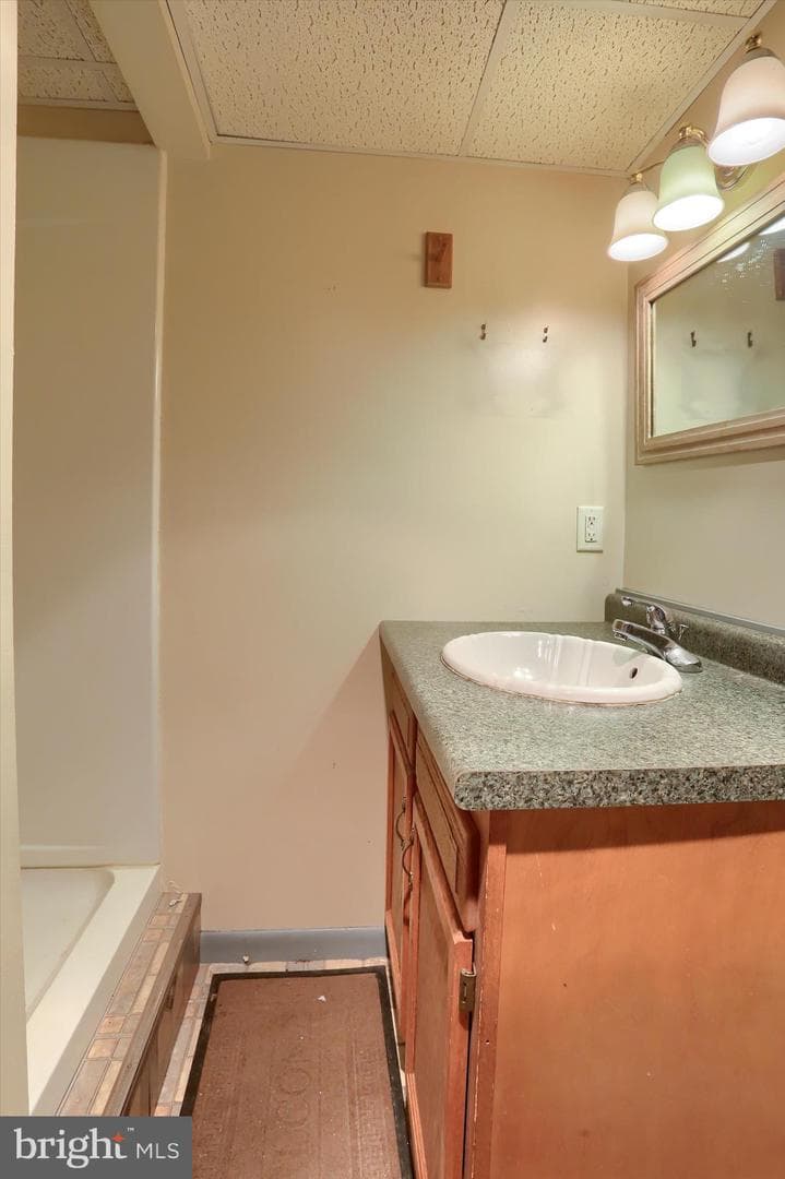 415 N Progress Avenue photo 25