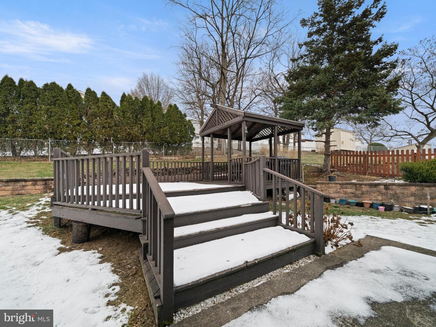 5724 Kenwood Avenue photo 28