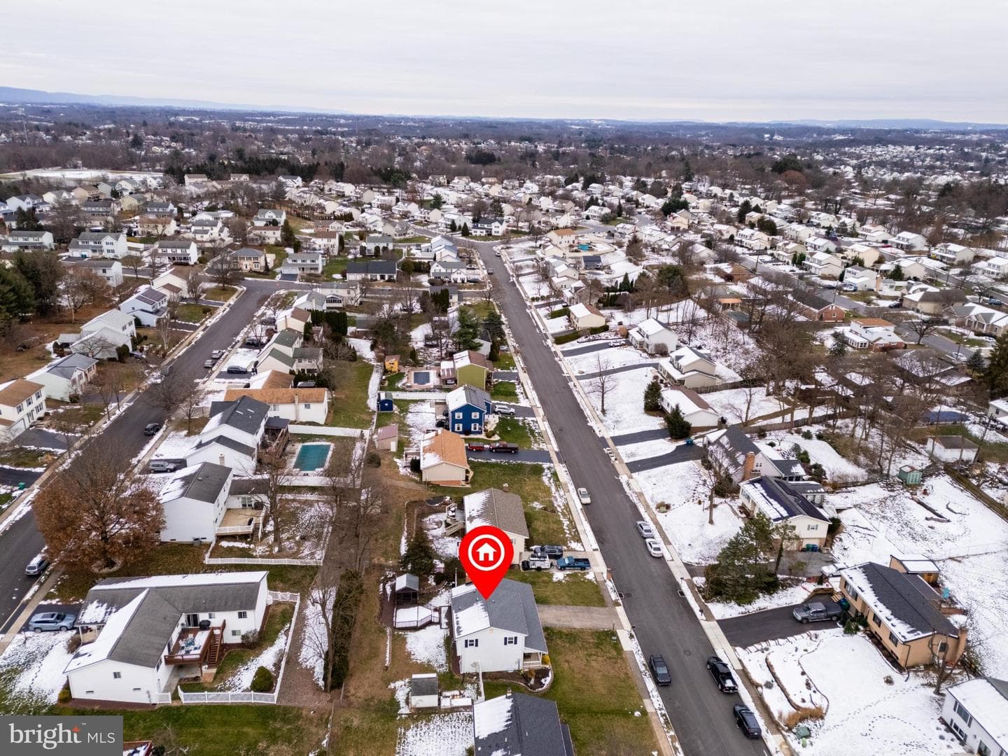 5724 Kenwood Avenue photo 35