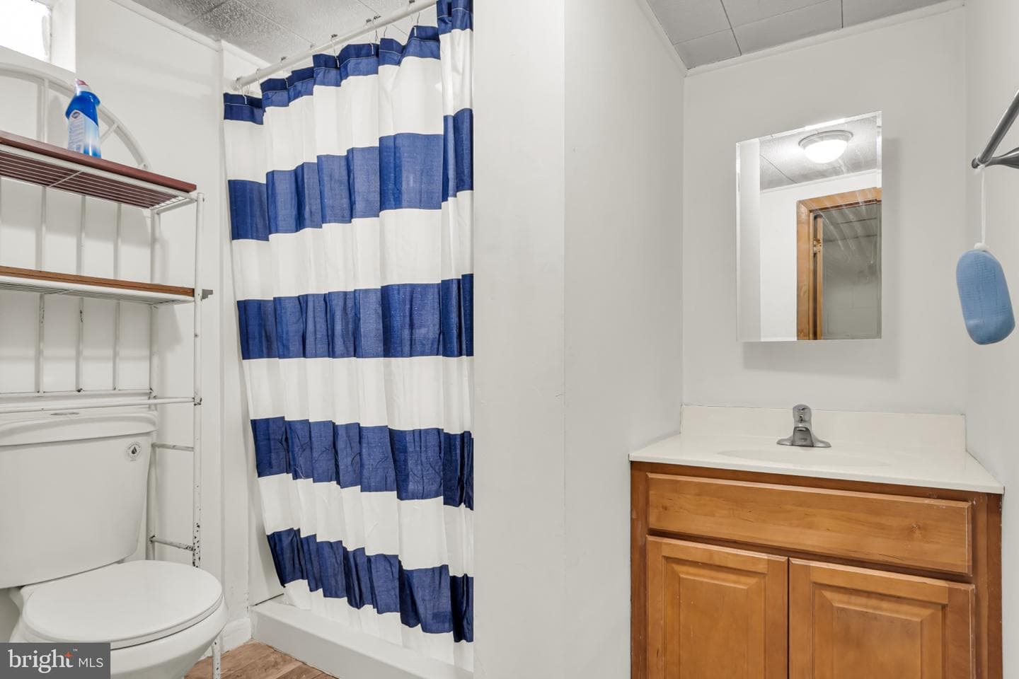 6704 Lehigh Avenue photo 10