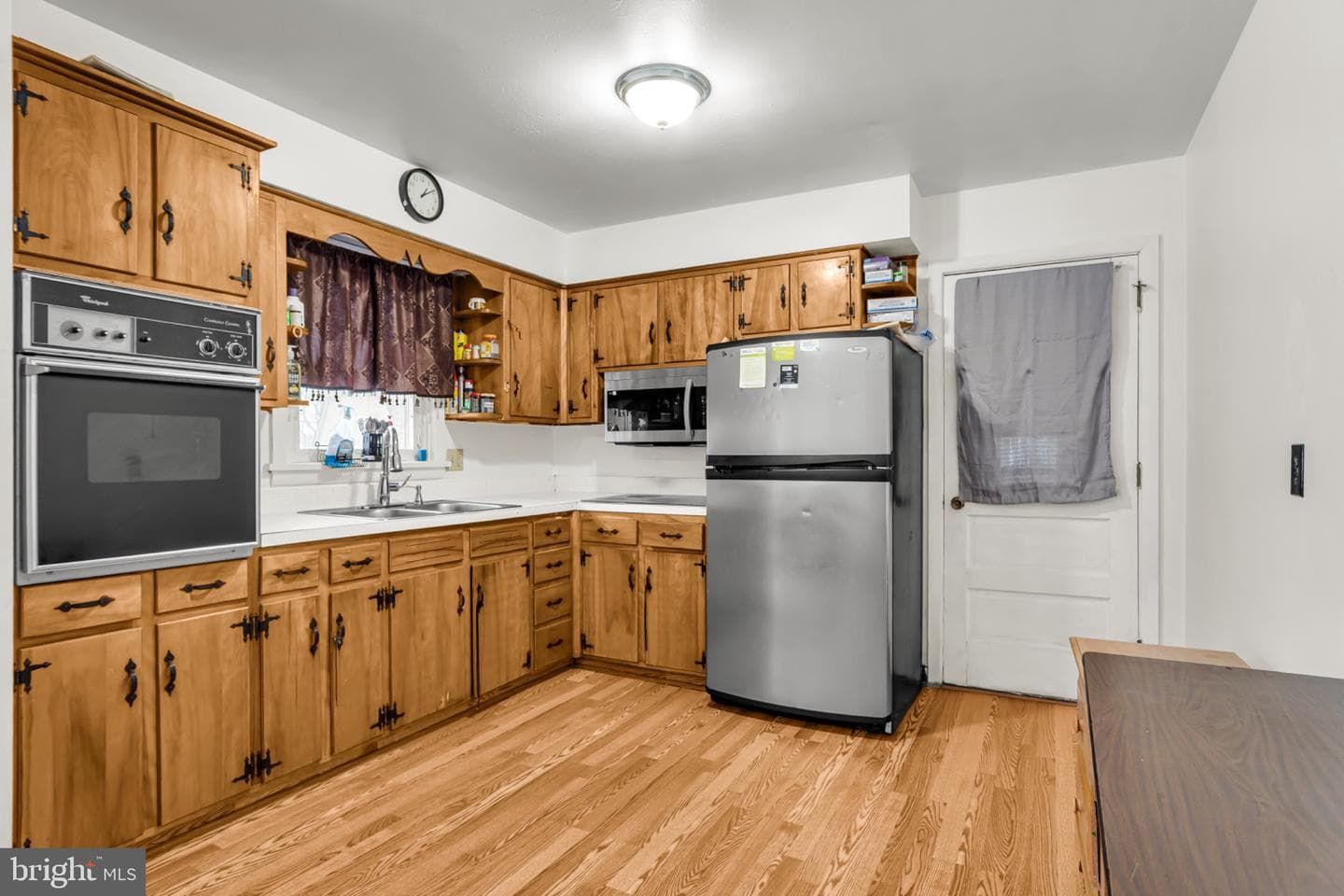 6704 Lehigh Avenue photo 12